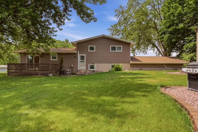 205 3rd AVENUE E, Holmen, WI 54636