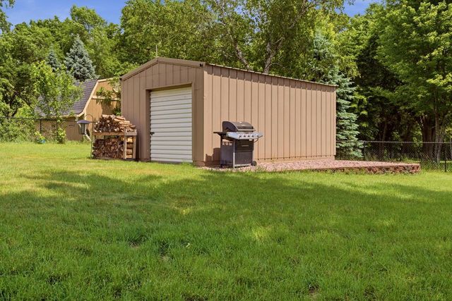 205 3rd AVENUE E, Holmen, WI 54636