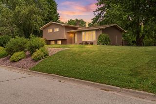 205 3rd AVENUE E, Holmen, WI 54636
