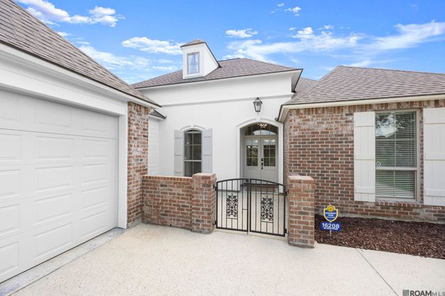 16208 Woodland Trail Ave, Saint George, LA 70817