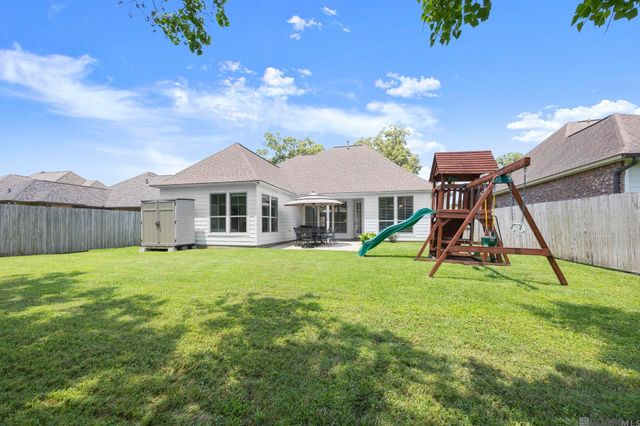 16208 Woodland Trail Ave, Saint George, LA 70817