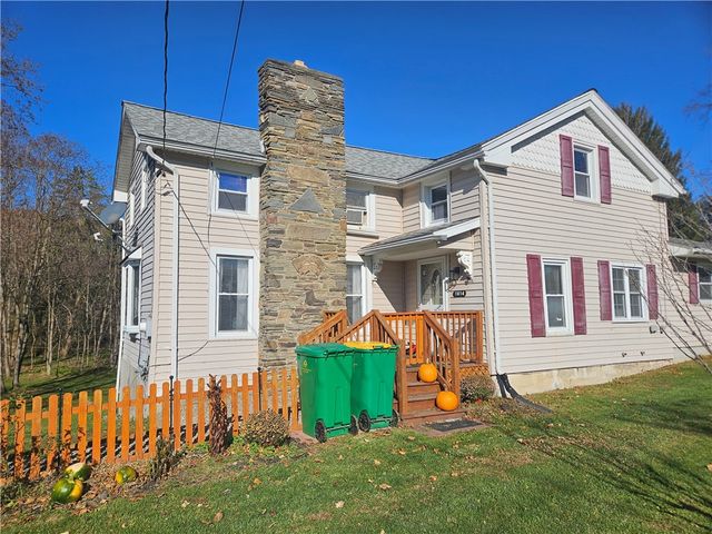 1614 Pennsylvania Avenue, Southport, NY 14871