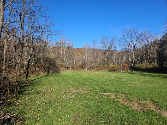 1614 Pennsylvania Avenue, Southport, NY 14871