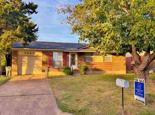 5357 NW Oak Ave, Lawton, OK 73505