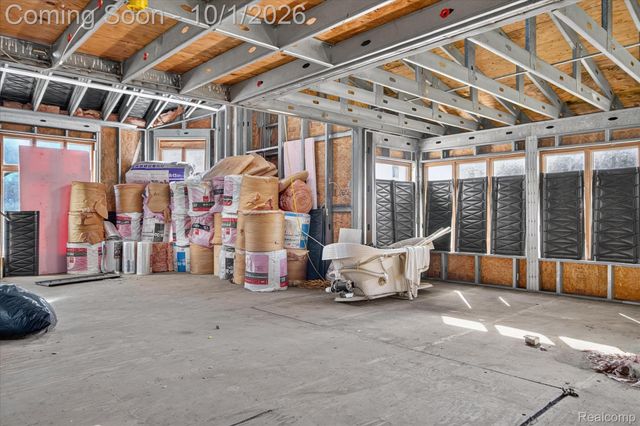 30038 Adams Drive, Gibraltar, MI 48173