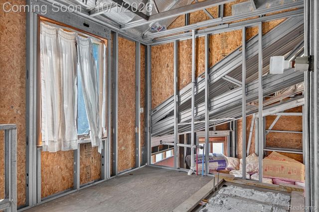 30038 Adams Drive, Gibraltar, MI 48173