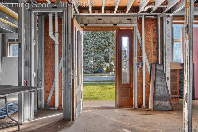 30038 Adams Drive, Gibraltar, MI 48173