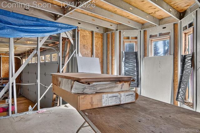 30038 Adams Drive, Gibraltar, MI 48173