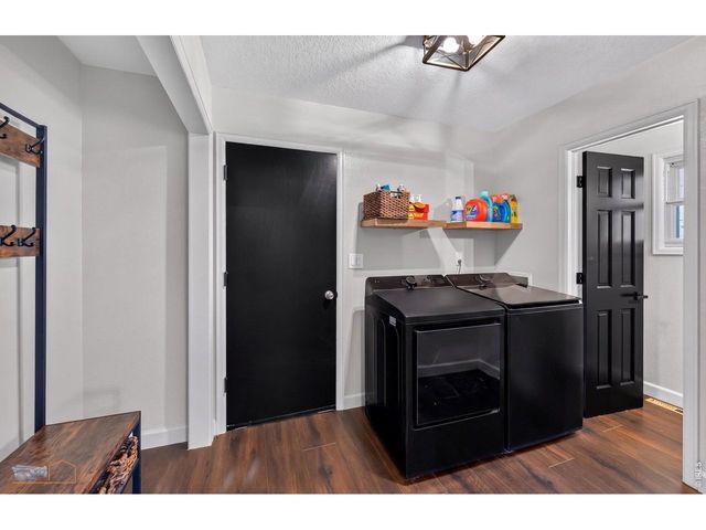 3000 Martingale Dr, Berthoud, CO 80513