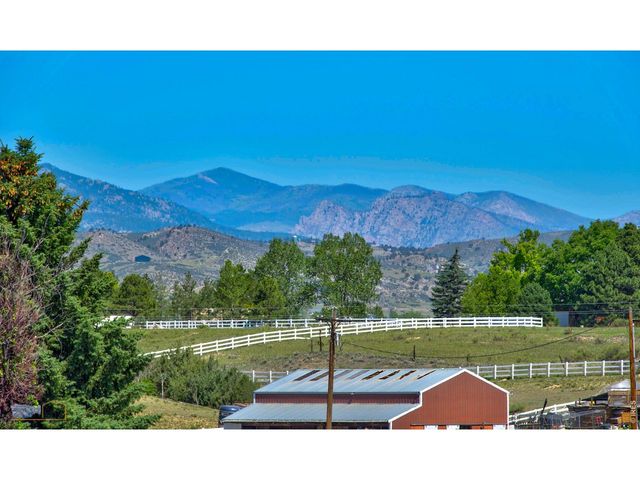 3000 Martingale Dr, Berthoud, CO 80513