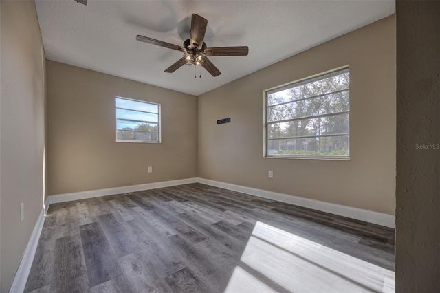 444 W MAIN STREET, Lake Helen, FL 32744