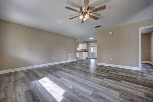 444 W MAIN STREET, Lake Helen, FL 32744