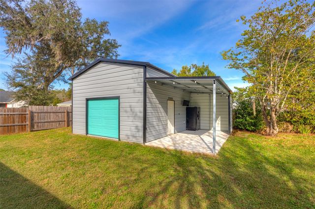 444 W MAIN STREET, Lake Helen, FL 32744