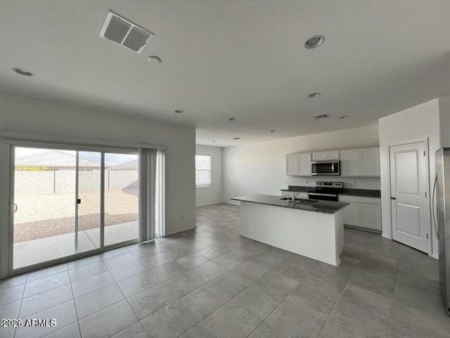 3532 N SEQUOIA Street, Casa Grande, AZ 85122