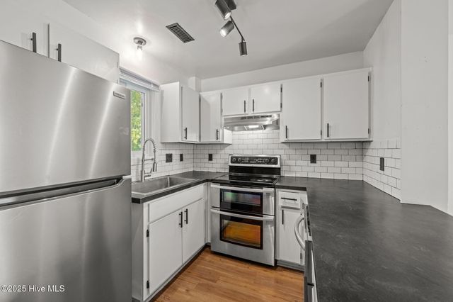 105 Kim Avenue Apt C, Havelock, NC 28532