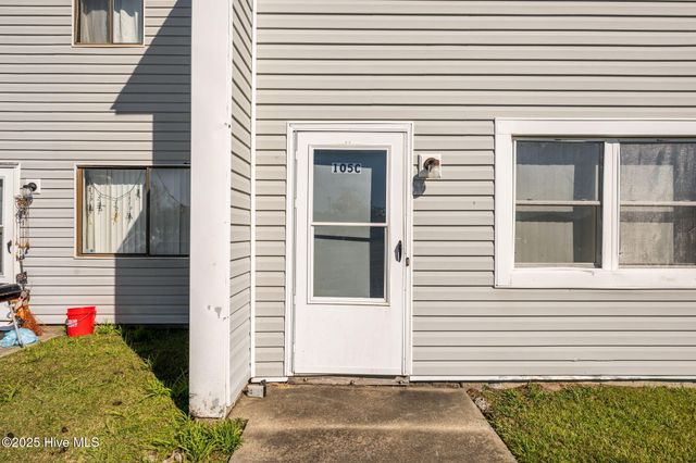 105 Kim Avenue Apt C, Havelock, NC 28532
