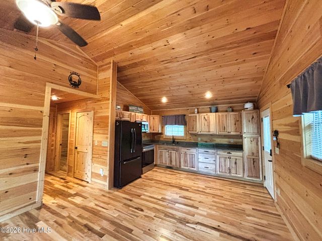 325 Dawsons Lane, Murphy, NC 28906