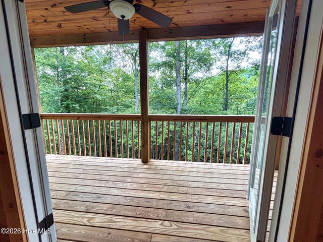 325 Dawsons Lane, Murphy, NC 28906