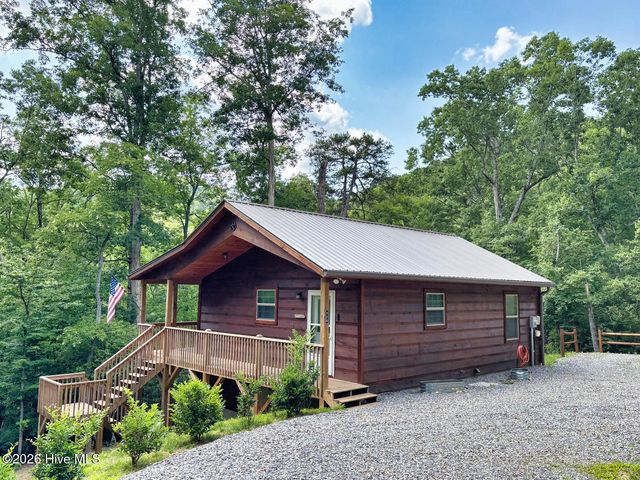 325 Dawsons Lane, Murphy, NC 28906