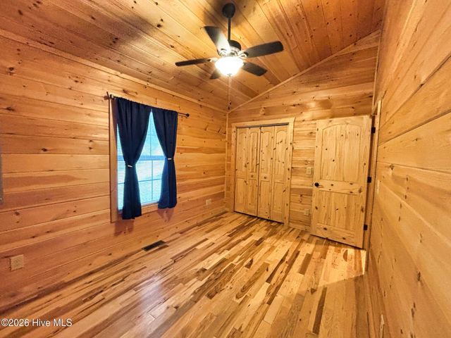 325 Dawsons Lane, Murphy, NC 28906
