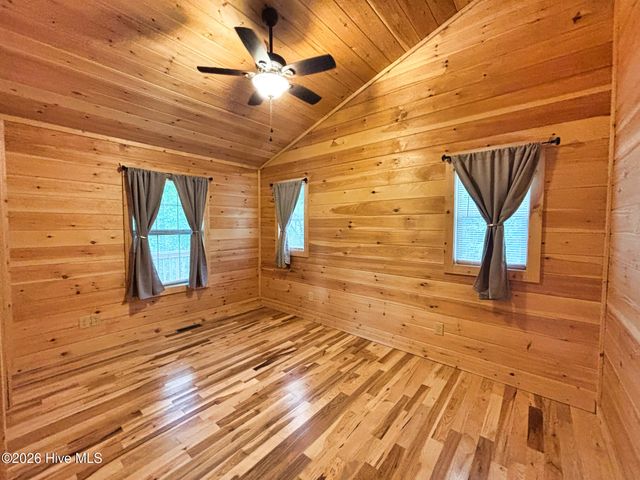 325 Dawsons Lane, Murphy, NC 28906