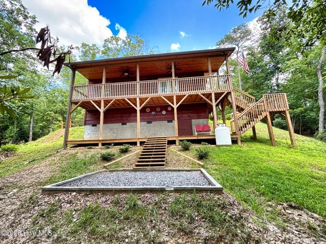 325 Dawsons Lane, Murphy, NC 28906