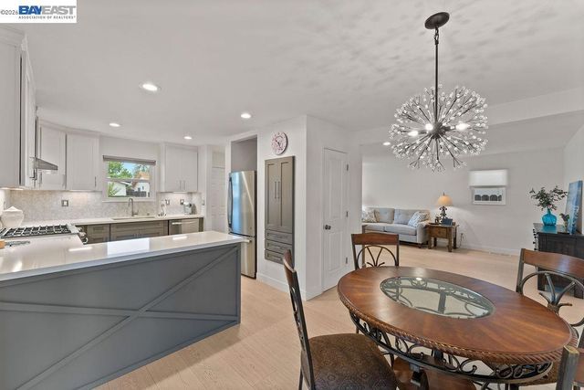 919 Oak St, Brentwood, CA 94513