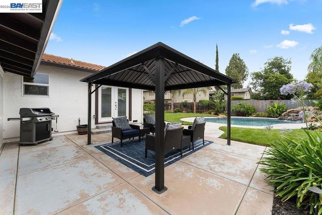 919 Oak St, Brentwood, CA 94513