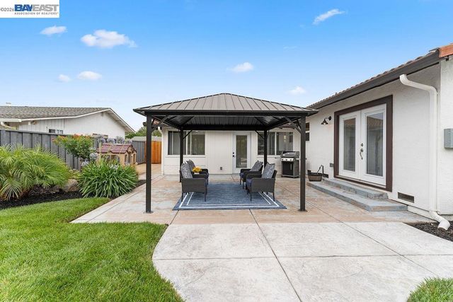 919 Oak St, Brentwood, CA 94513