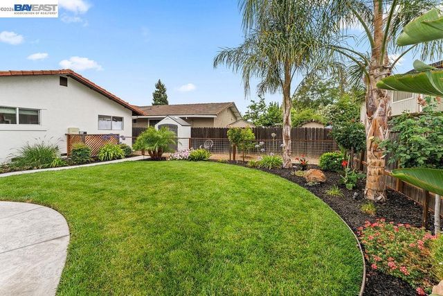919 Oak St, Brentwood, CA 94513