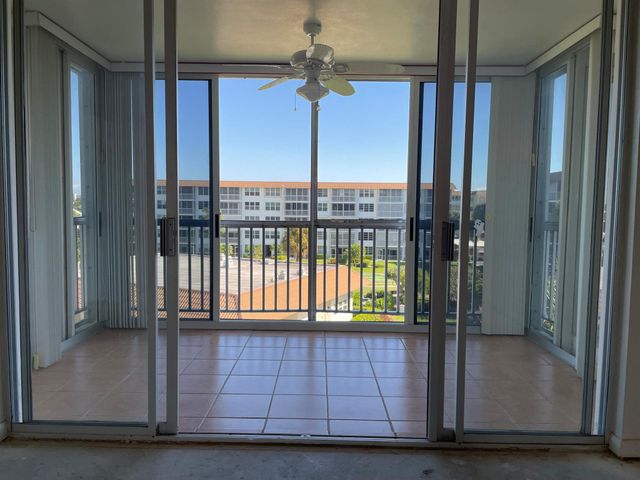 2717 Florida Boulevard 424, Delray Beach, FL 33483