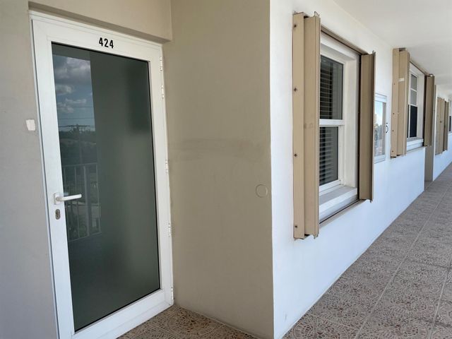 2717 Florida Boulevard 424, Delray Beach, FL 33483