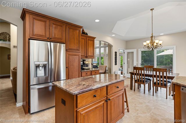 16238 Via Mera, Macomb Township, MI 48042