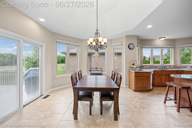 16238 Via Mera, Macomb Township, MI 48042
