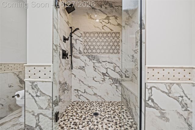 16238 Via Mera, Macomb Township, MI 48042