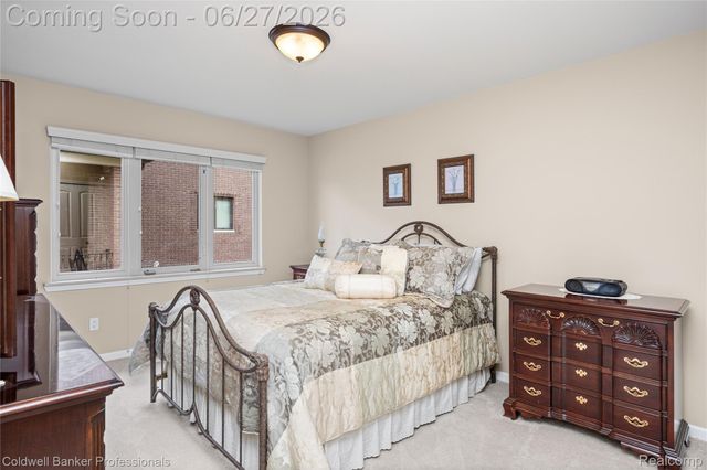 16238 Via Mera, Macomb Township, MI 48042