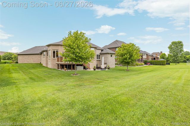 16238 Via Mera, Macomb Township, MI 48042