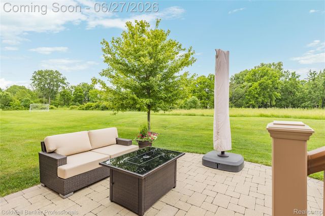 16238 Via Mera, Macomb Township, MI 48042