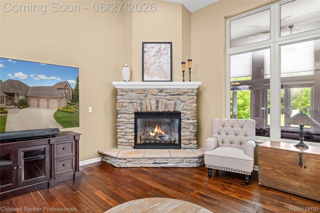 16238 Via Mera, Macomb Township, MI 48042