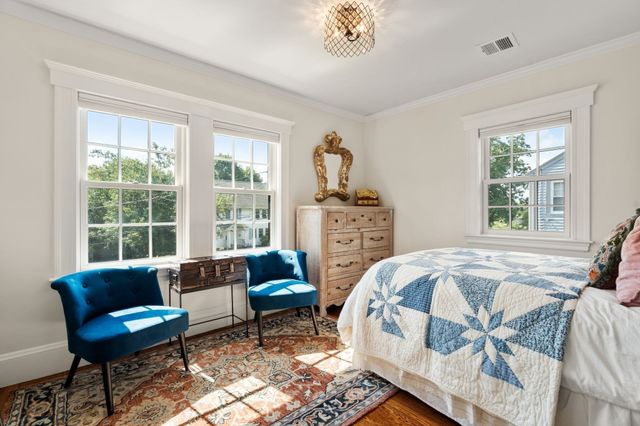 22 Windsor Rd, Milton, MA 02186