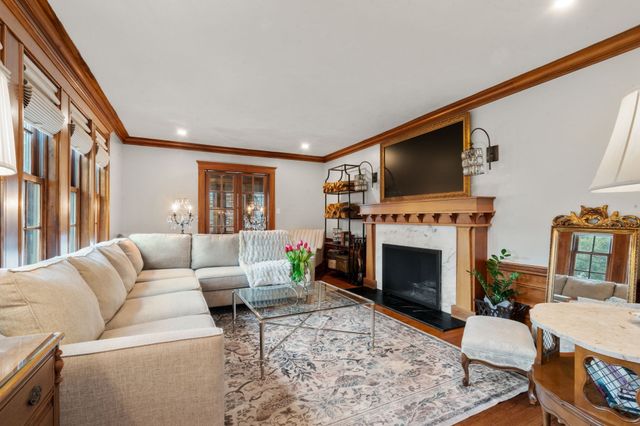 22 Windsor Rd, Milton, MA 02186