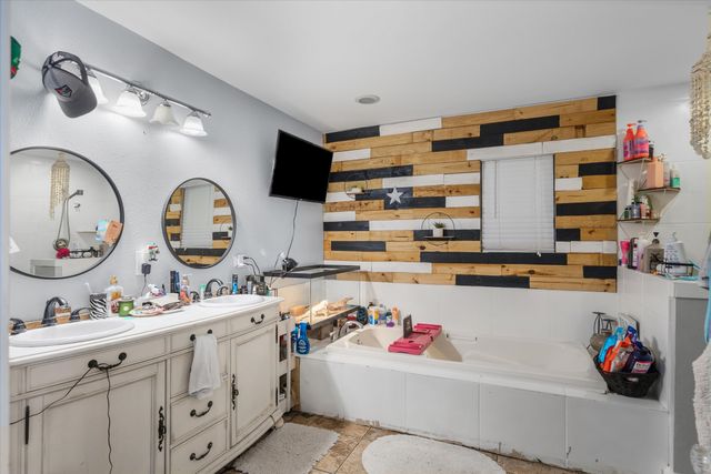105 Johnson Street, Terrell, TX 75160