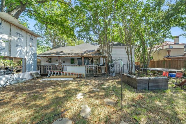 105 Johnson Street, Terrell, TX 75160