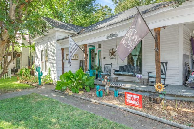 105 Johnson Street, Terrell, TX 75160