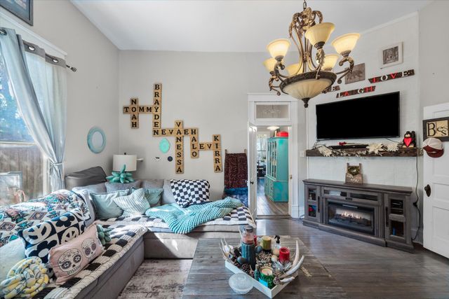 105 Johnson Street, Terrell, TX 75160