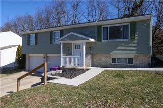 259 Darlan Hill Dr, Plum Boro, PA 15239