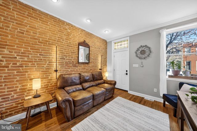 7 E FORT AVE, Baltimore, MD 21230