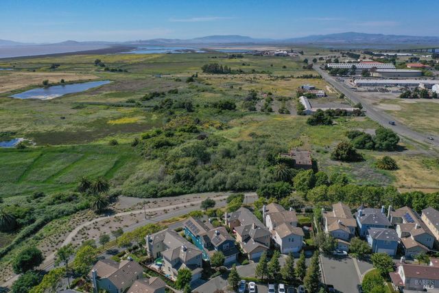 1026 FLAGSHIP Dr, Vallejo, CA 94592