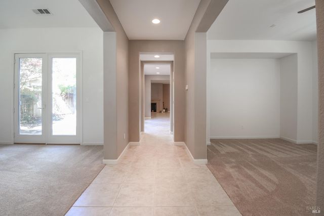 1026 FLAGSHIP Dr, Vallejo, CA 94592