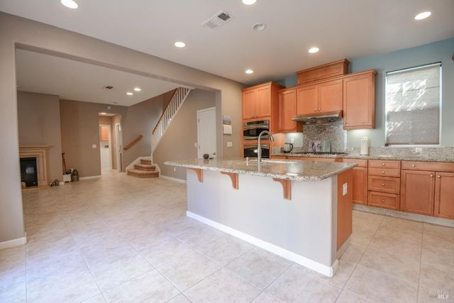 1026 FLAGSHIP Dr, Vallejo, CA 94592